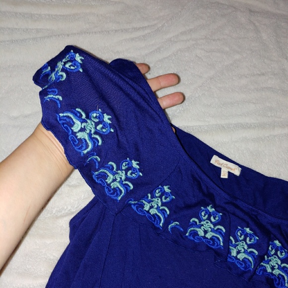 Shirt - Picture 2 of 2